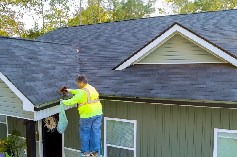 Who Does Garage Gutter Repairs