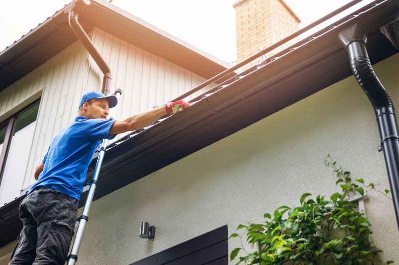 Who Does Garage Gutter Repairs